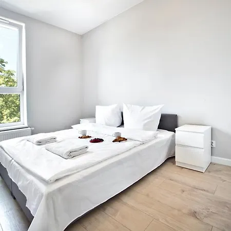 Bemowo Sreviced Варшава