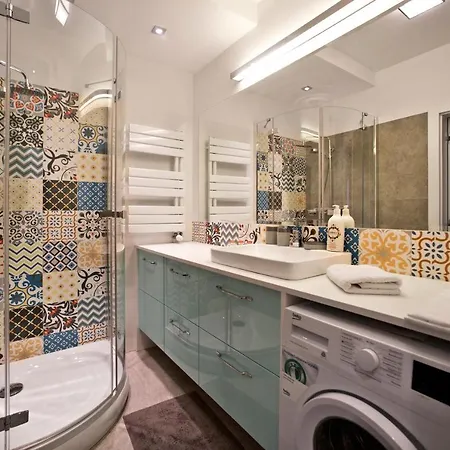 酒店 Bemowo Sreviced *